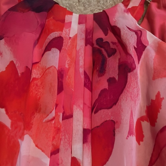 Beautiful Long Eliza J Floral Dress - Picture 8 of 9